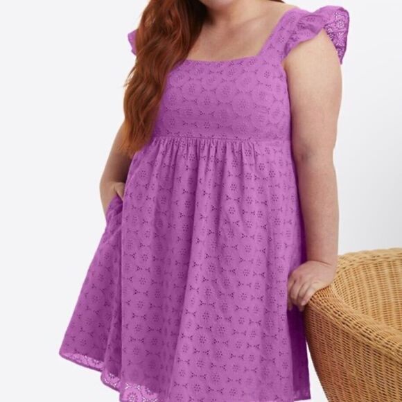 Draper James Dresses & Skirts - Draper James Maddie Babydoll Dress in Purple Eyelet Cotton Size XS